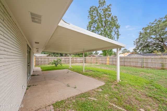 406 Claymore Drive, Lafayette, LA 70503