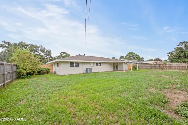 406 Claymore Drive, Lafayette, LA 70503