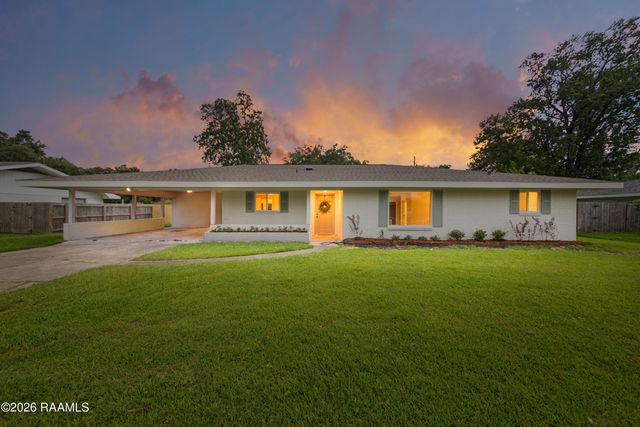 406 Claymore Drive, Lafayette, LA 70503
