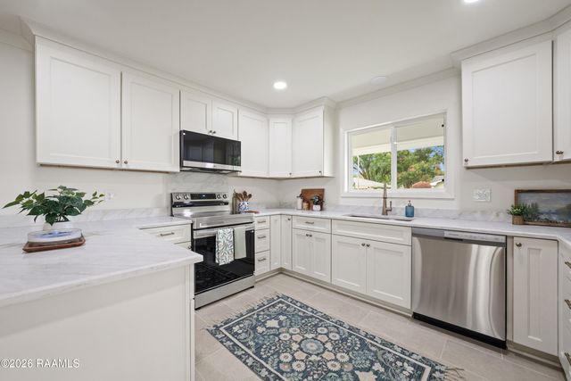 406 Claymore Drive, Lafayette, LA 70503