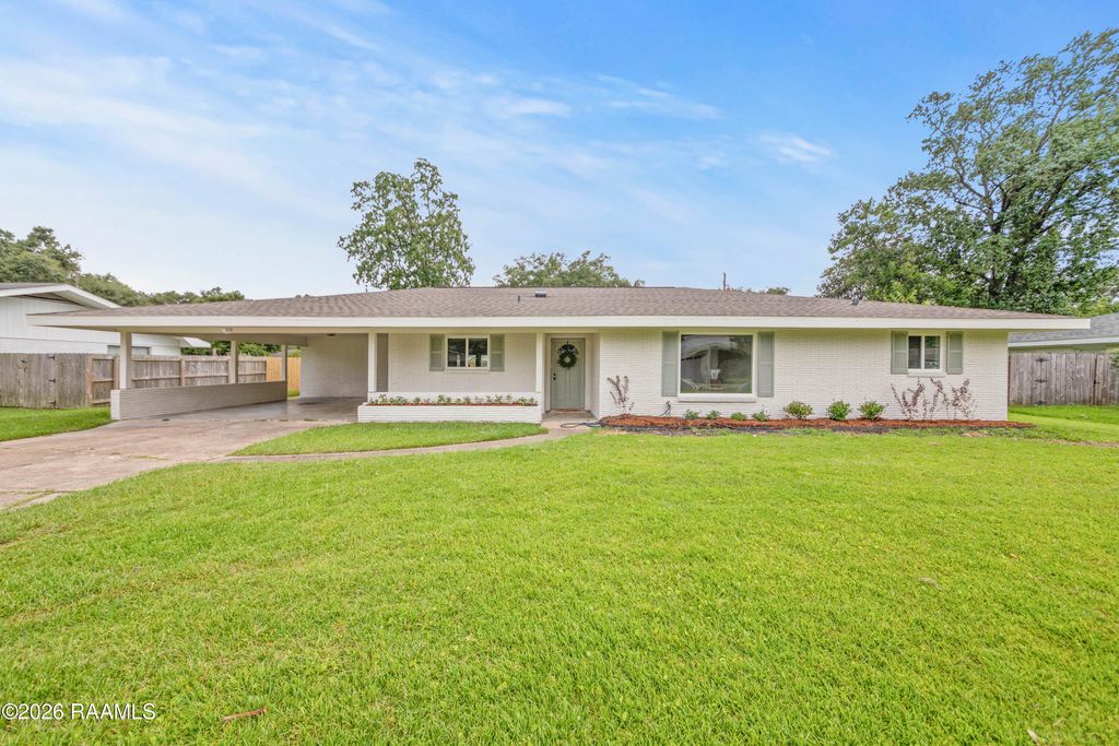406 Claymore Drive, Lafayette, LA 70503