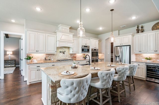 2335 Geneseo Oaks, New Braunfels, TX 78132