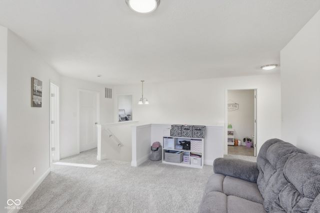 55 Manchester Drive, Trafalgar, IN 46181