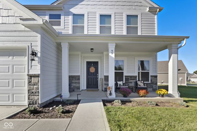 55 Manchester Drive, Trafalgar, IN 46181