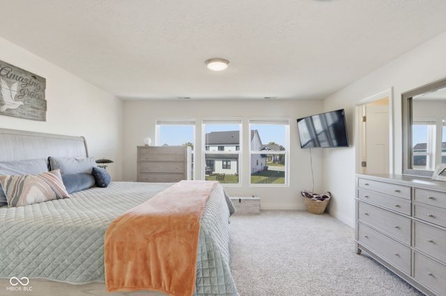 55 Manchester Drive, Trafalgar, IN 46181