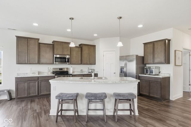 55 Manchester Drive, Trafalgar, IN 46181