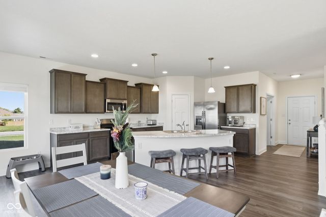 55 Manchester Drive, Trafalgar, IN 46181