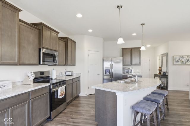 55 Manchester Drive, Trafalgar, IN 46181