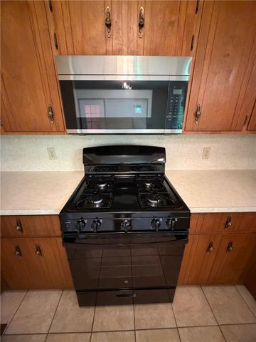 9 King Drive, Clarksville, AR 72830