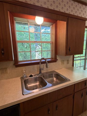 9 King Drive, Clarksville, AR 72830