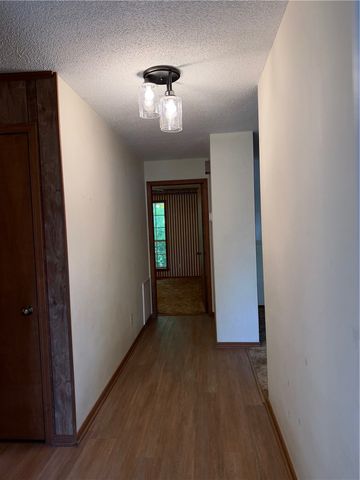 9 King Drive, Clarksville, AR 72830