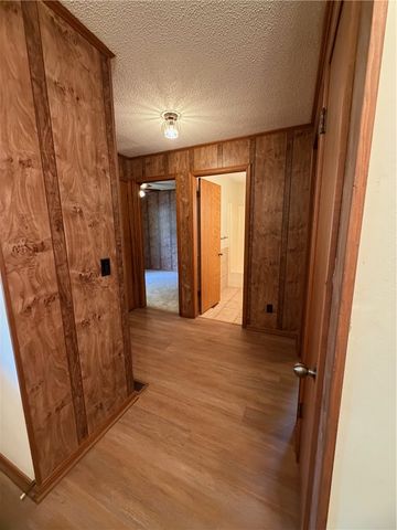 9 King Drive, Clarksville, AR 72830
