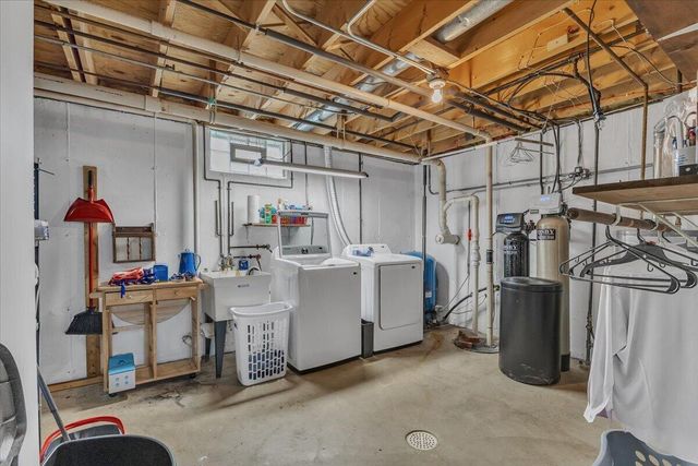 11011 W 129th Avenue, Cedar Lake, IN 46303
