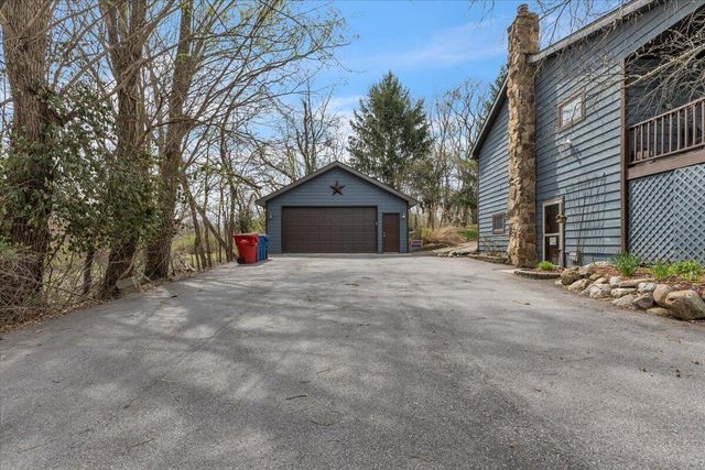 11011 W 129th Avenue, Cedar Lake, IN 46303