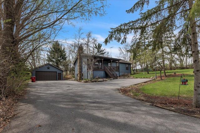 11011 W 129th Avenue, Cedar Lake, IN 46303