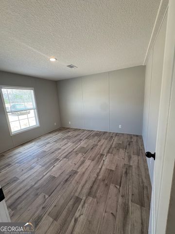 1823 Rock Springs Rd, Dublin, GA 31021