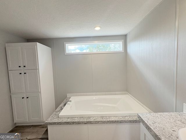 1823 Rock Springs Rd, Dublin, GA 31021