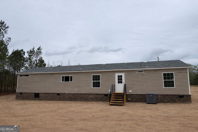 1823 Rock Springs Rd, Dublin, GA 31021