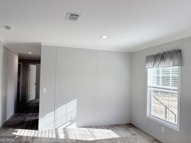 1823 Rock Springs Rd, Dublin, GA 31021