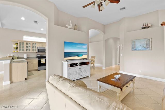 8039 Tauren CT S, Naples, FL 34119