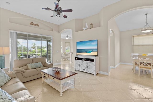 8039 Tauren CT S, Naples, FL 34119