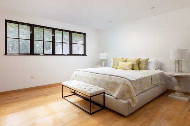 18 Middlesex St, Winchester, MA 01890