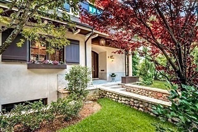 18 Middlesex St, Winchester, MA 01890