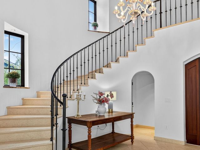 18 Middlesex St, Winchester, MA 01890