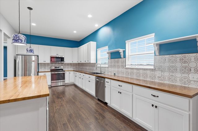 110 Quail Lane, Boyd, TX 76023