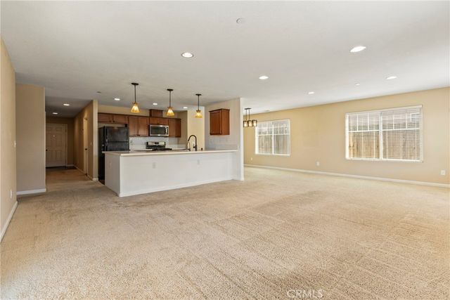 810 Sebastian Court, San Miguel, CA 93451