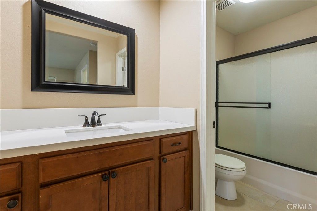 Image 12 of property listing at 810 Sebastian Court, San Miguel, CA 93451