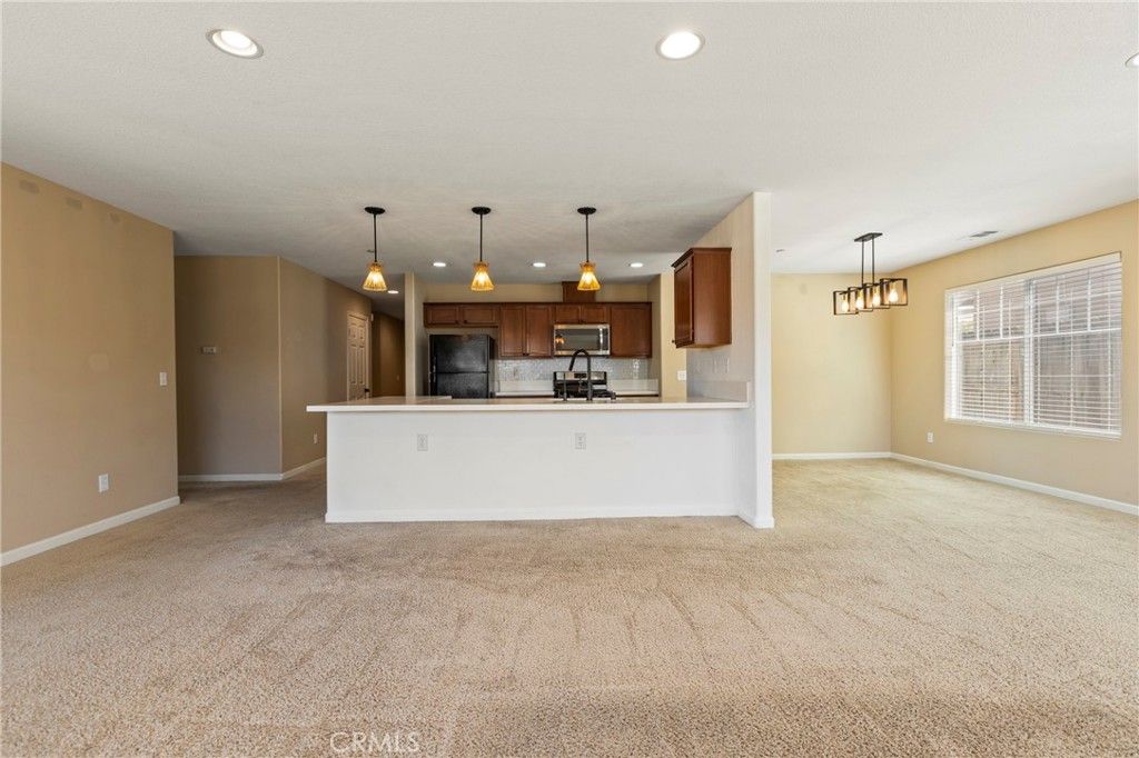 Image 17 of property listing at 810 Sebastian Court, San Miguel, CA 93451