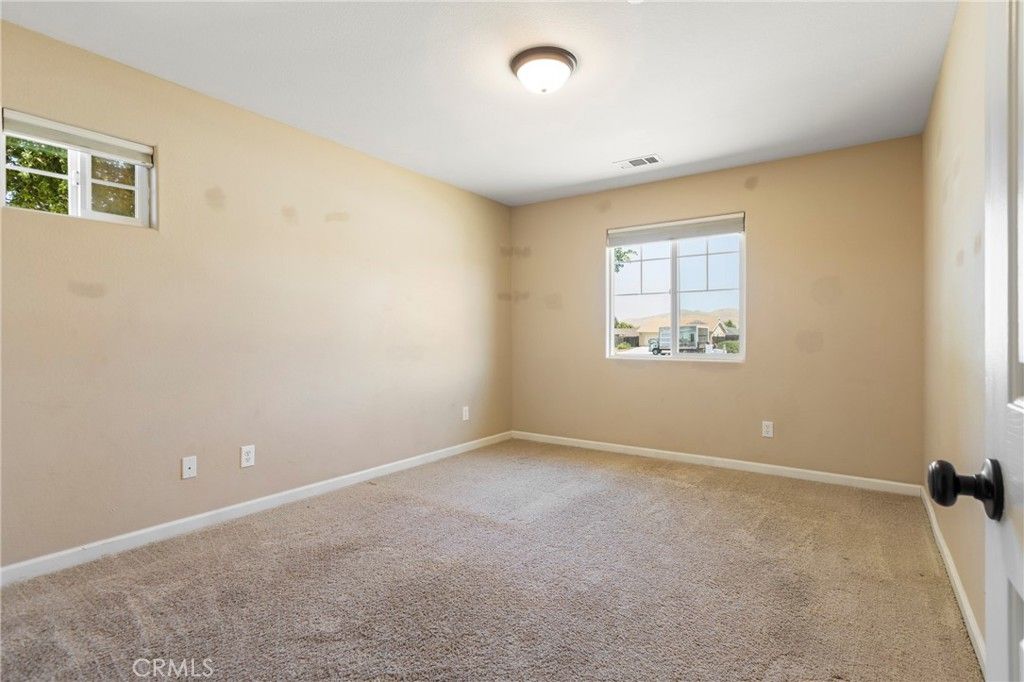 Image 32 of property listing at 810 Sebastian Court, San Miguel, CA 93451