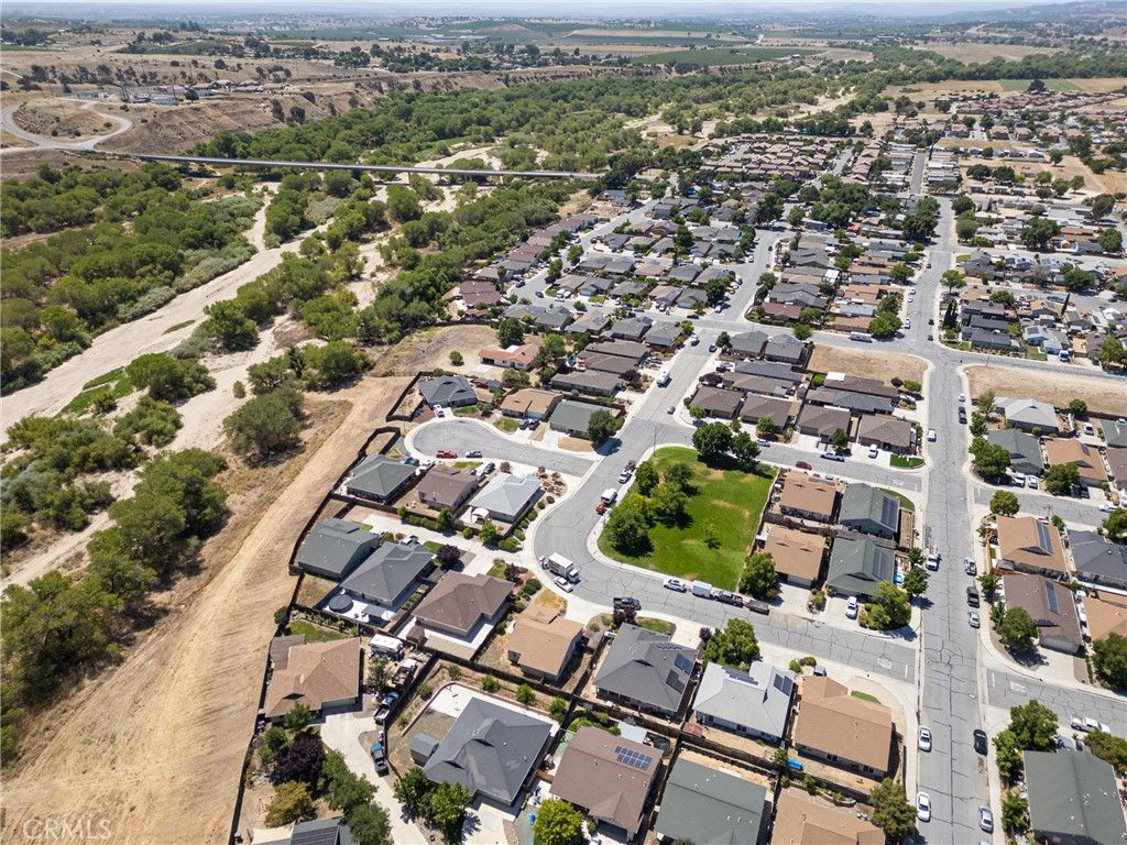Image 38 of property listing at 810 Sebastian Court, San Miguel, CA 93451