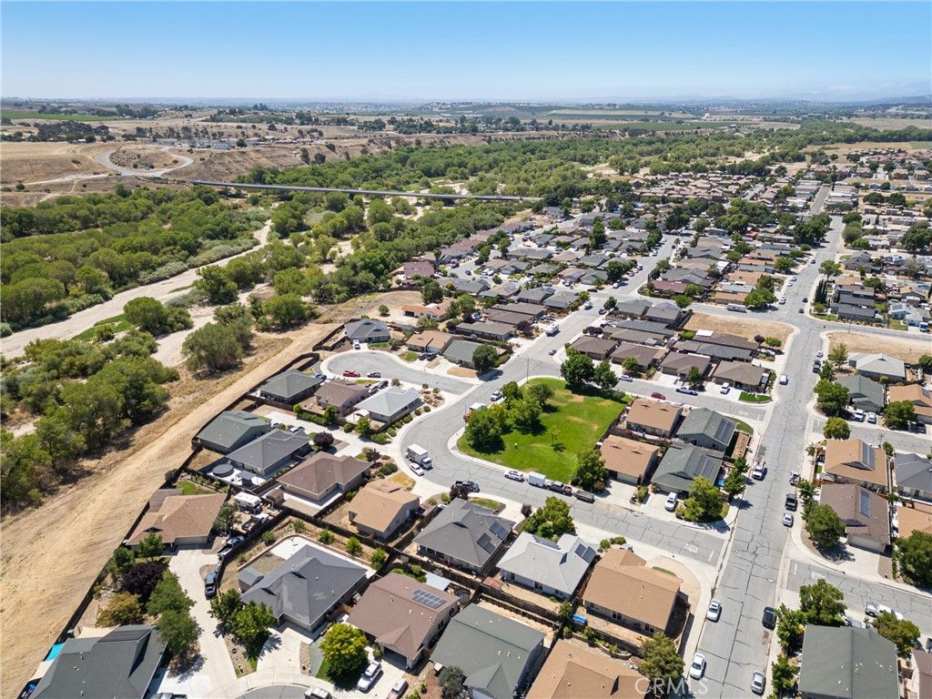 Image 39 of property listing at 810 Sebastian Court, San Miguel, CA 93451