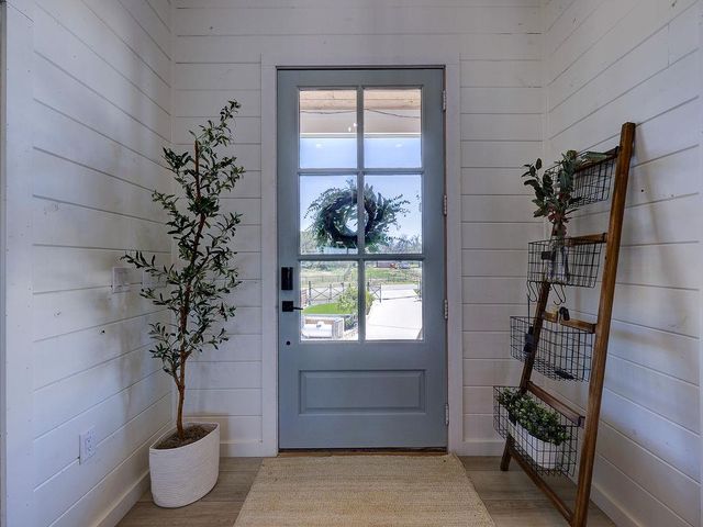 22516 Felicia DR, Spicewood, TX 78669