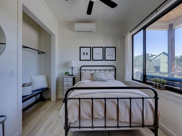 22516 Felicia DR, Spicewood, TX 78669