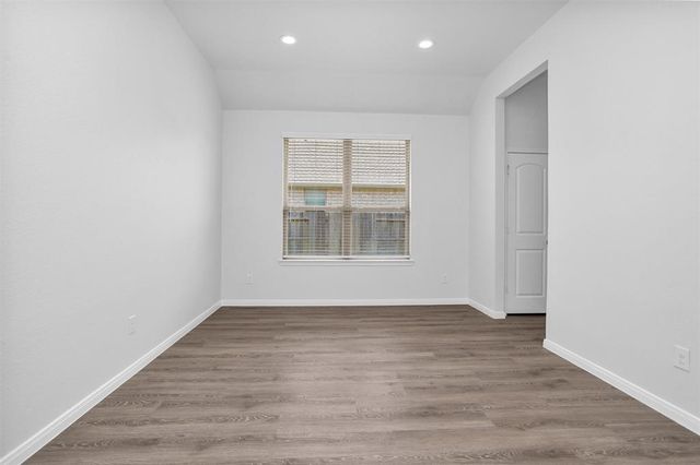 31411 Raleigh Creek Drive, Tomball, TX 77375