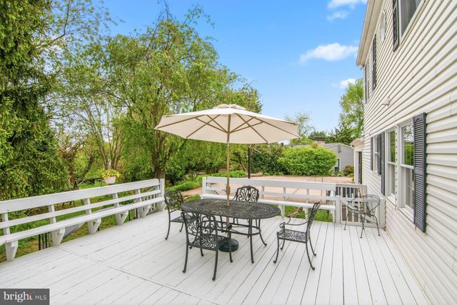 4 SCOTTSDALE CT, Lutherville Timonium, MD 21093