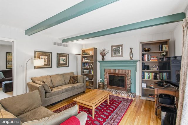 4 SCOTTSDALE CT, Lutherville Timonium, MD 21093