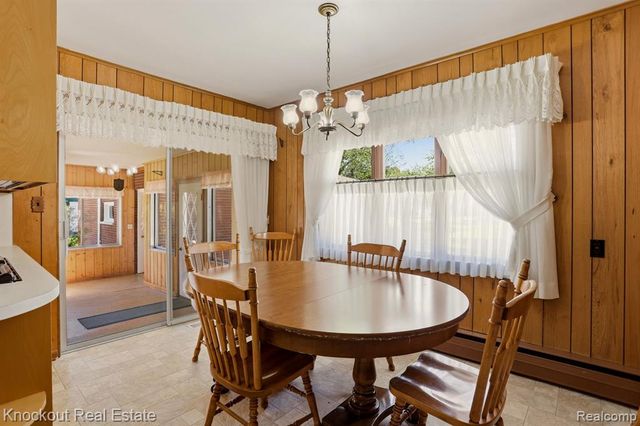 275 S Airport Road, Saginaw, MI 48601