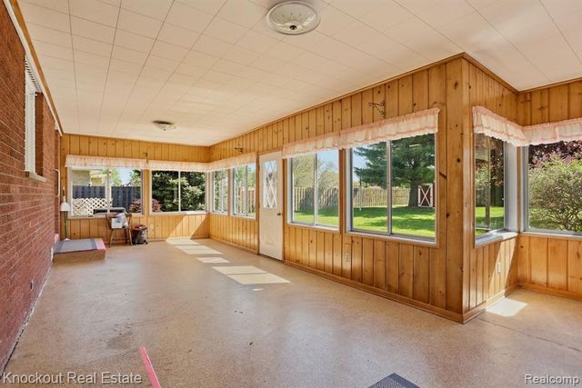 275 S Airport Road, Saginaw, MI 48601