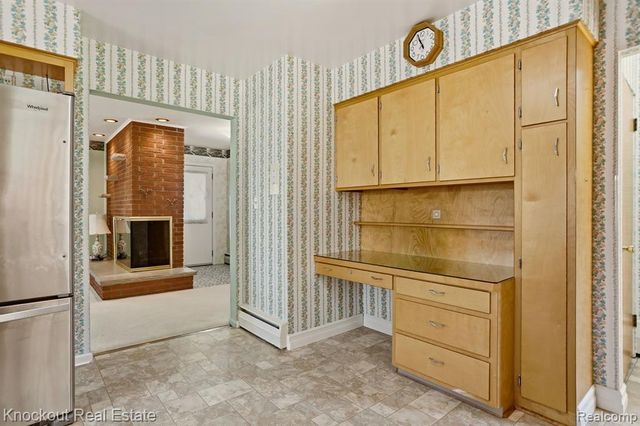 275 S Airport Road, Saginaw, MI 48601