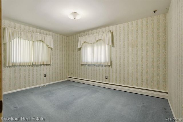 275 S Airport Road, Saginaw, MI 48601