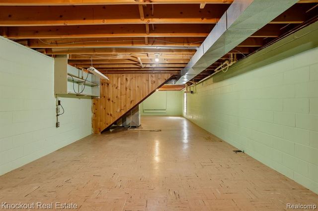 275 S Airport Road, Saginaw, MI 48601