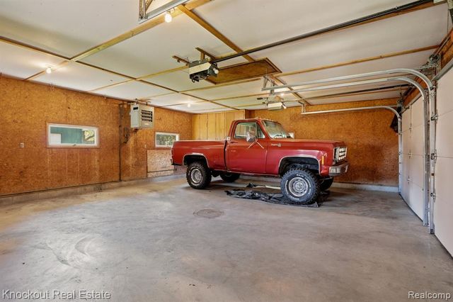 275 S Airport Road, Saginaw, MI 48601