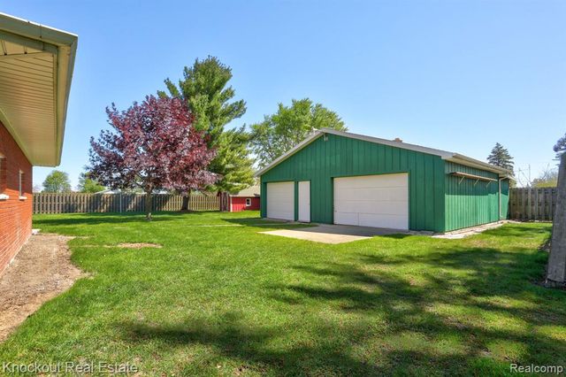 275 S Airport Road, Saginaw, MI 48601