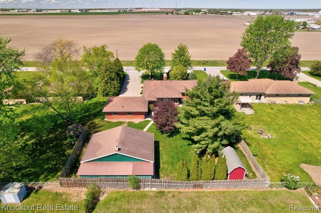 275 S Airport Road, Saginaw, MI 48601