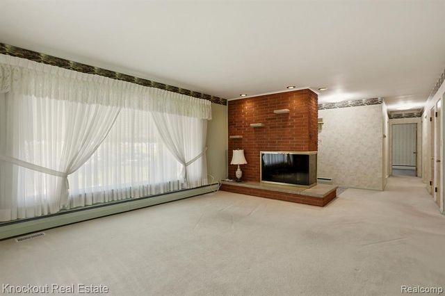 275 S Airport Road, Saginaw, MI 48601