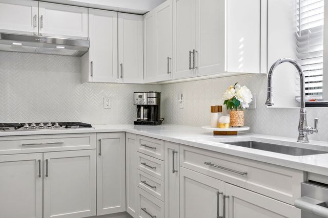 121 West Concord Street 1, Boston, MA 02118
